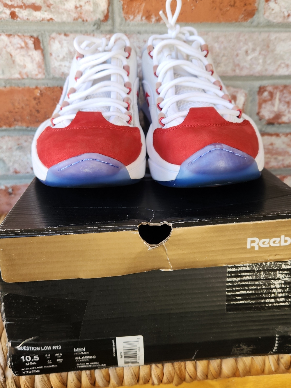 Allen Iverson Reebok Question Red Low-Top - Picture 2 of 6
